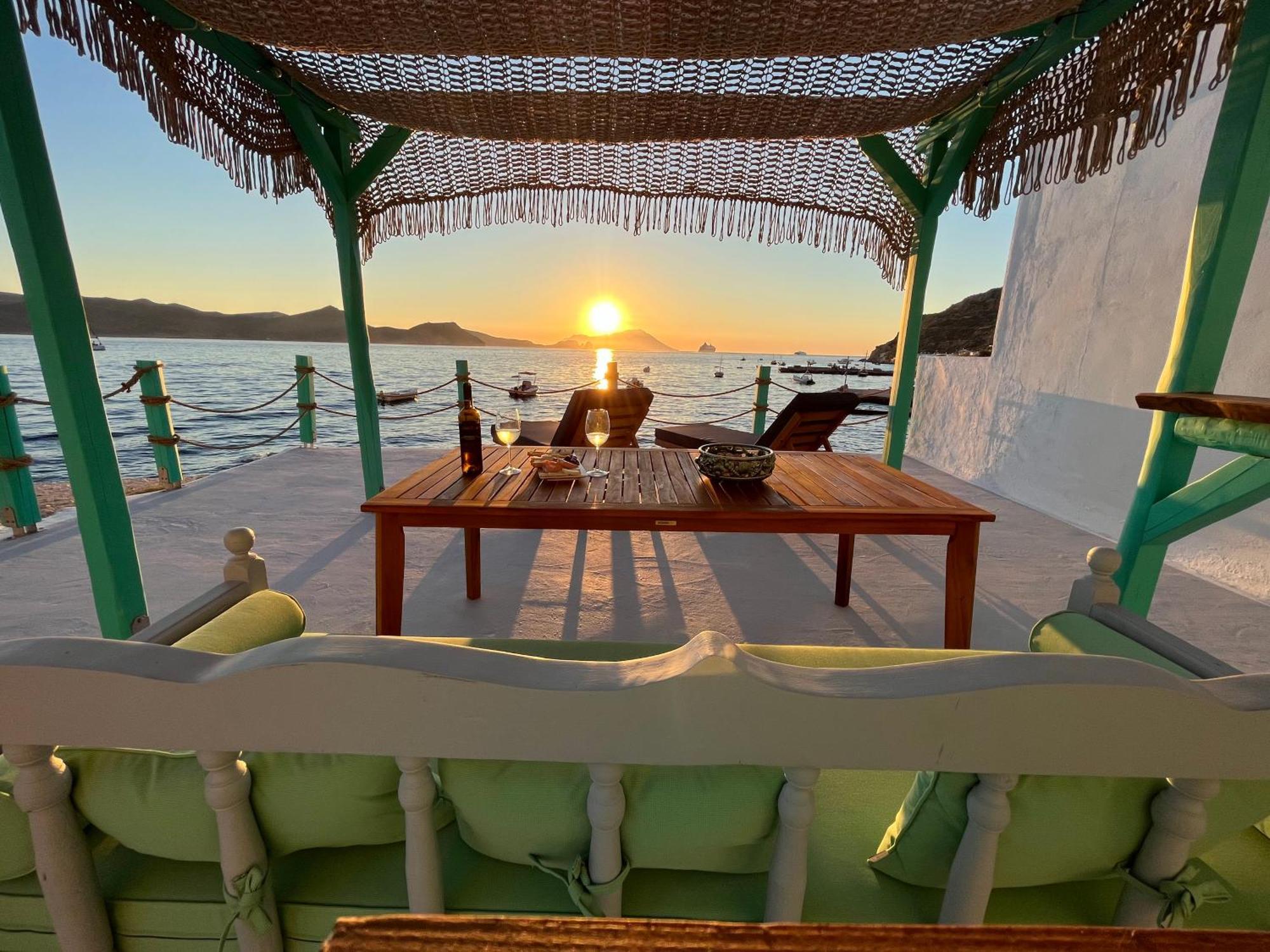 White Coral Villa Klima  ภายนอก รูปภาพ