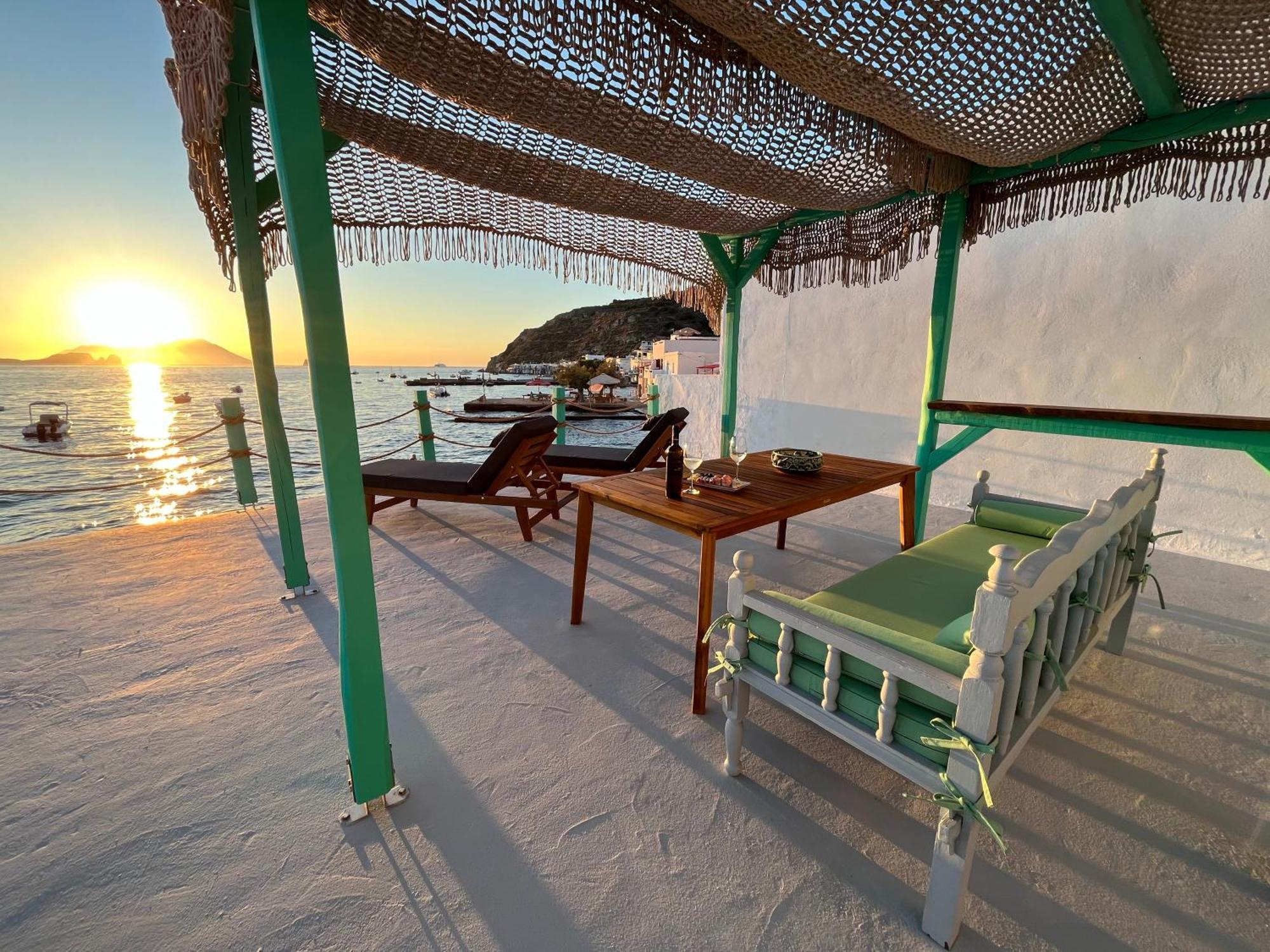 White Coral Villa Klima  ภายนอก รูปภาพ